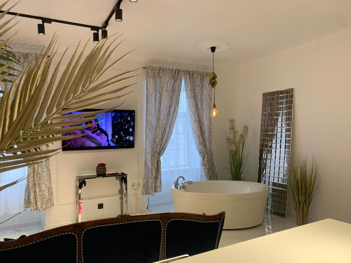 Tiltu 5 Jacuzzi Apartment Klaipėda Buitenkant foto